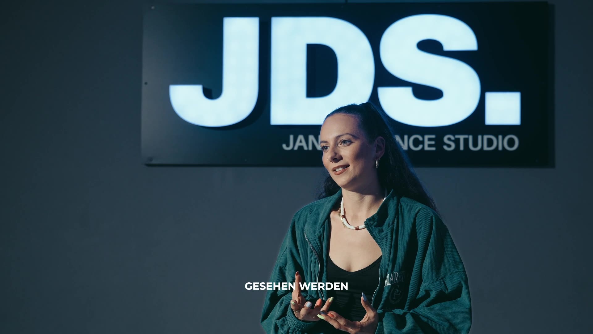 Standbild aus dem Film für JDS Janina Dance Studio