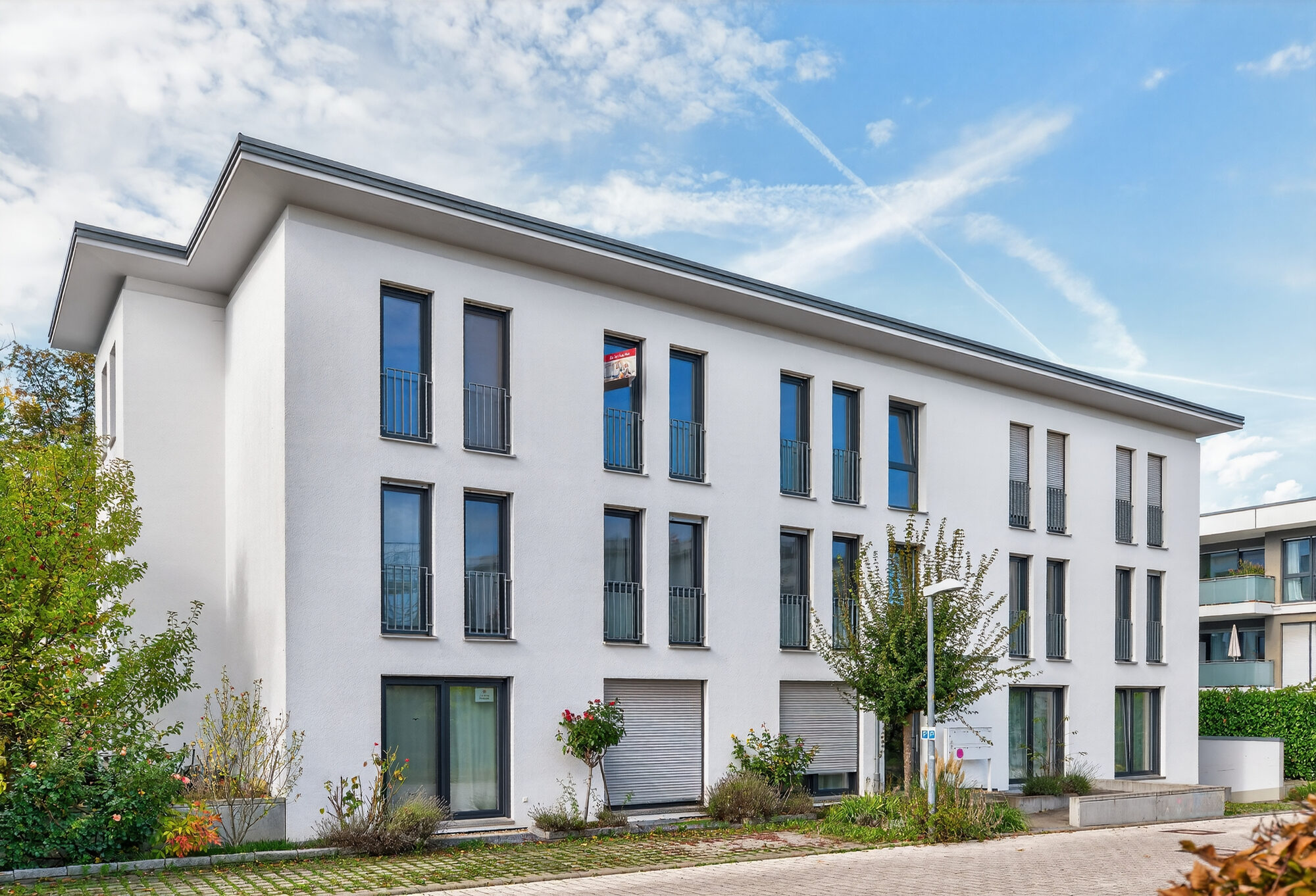 Außenansicht Neubau Mehrfamilienhaus – Immobilienfotografie Stuttgart
